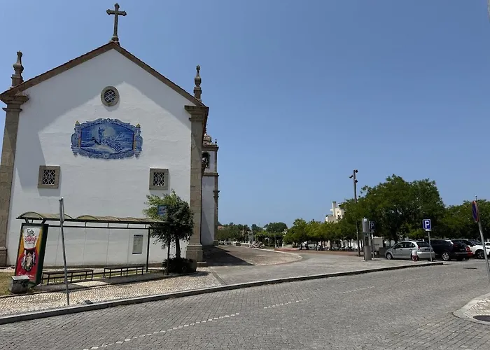 Casa Independente, Confortavel E Muito Agradavel